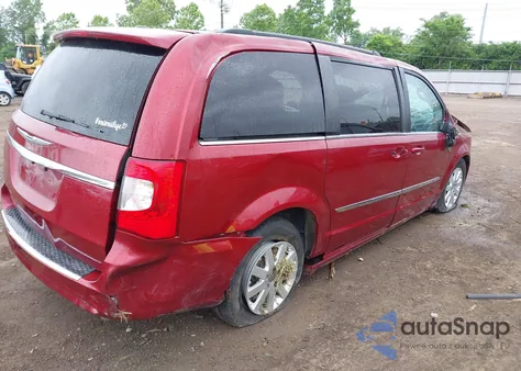 2016 Chrysler Town & Country Touring from USA, damaged, VIN 2C4RC1BG8GR229735